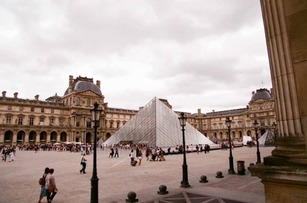 Museu do Louvre, em Paris.