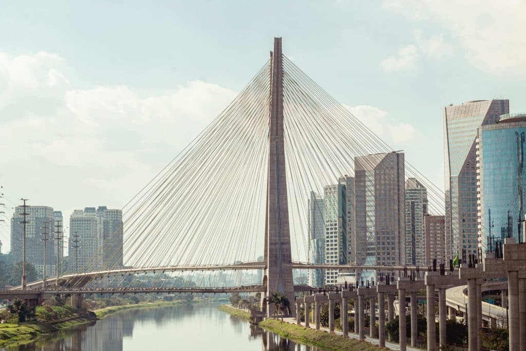 Ponte em São Paulo.