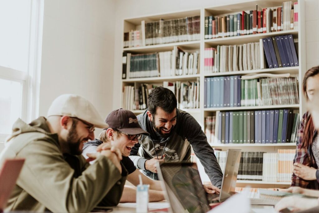 Seguro Viagem para Estudantes - Coris Seguro Viagem