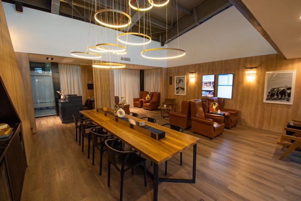 Seguro Viagem com sala VIP - Coris Seguro Viagem